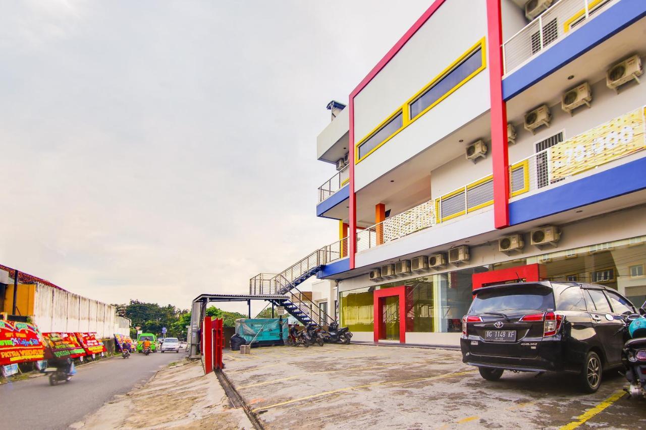 Collection O 91464 7 Dream Hotel Palembang Exterior photo