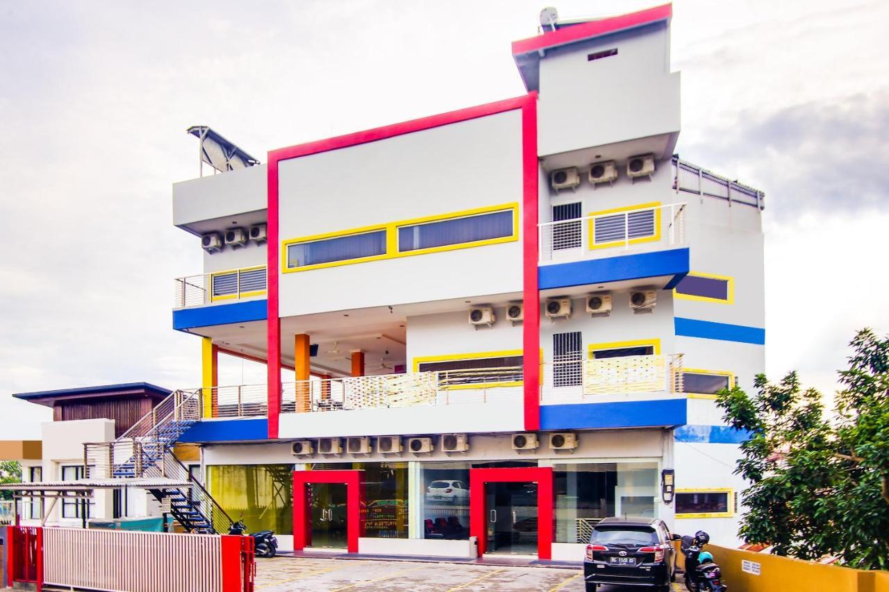 Collection O 91464 7 Dream Hotel Palembang Exterior photo